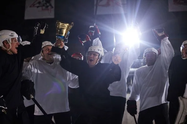 ice hockey team celebrating